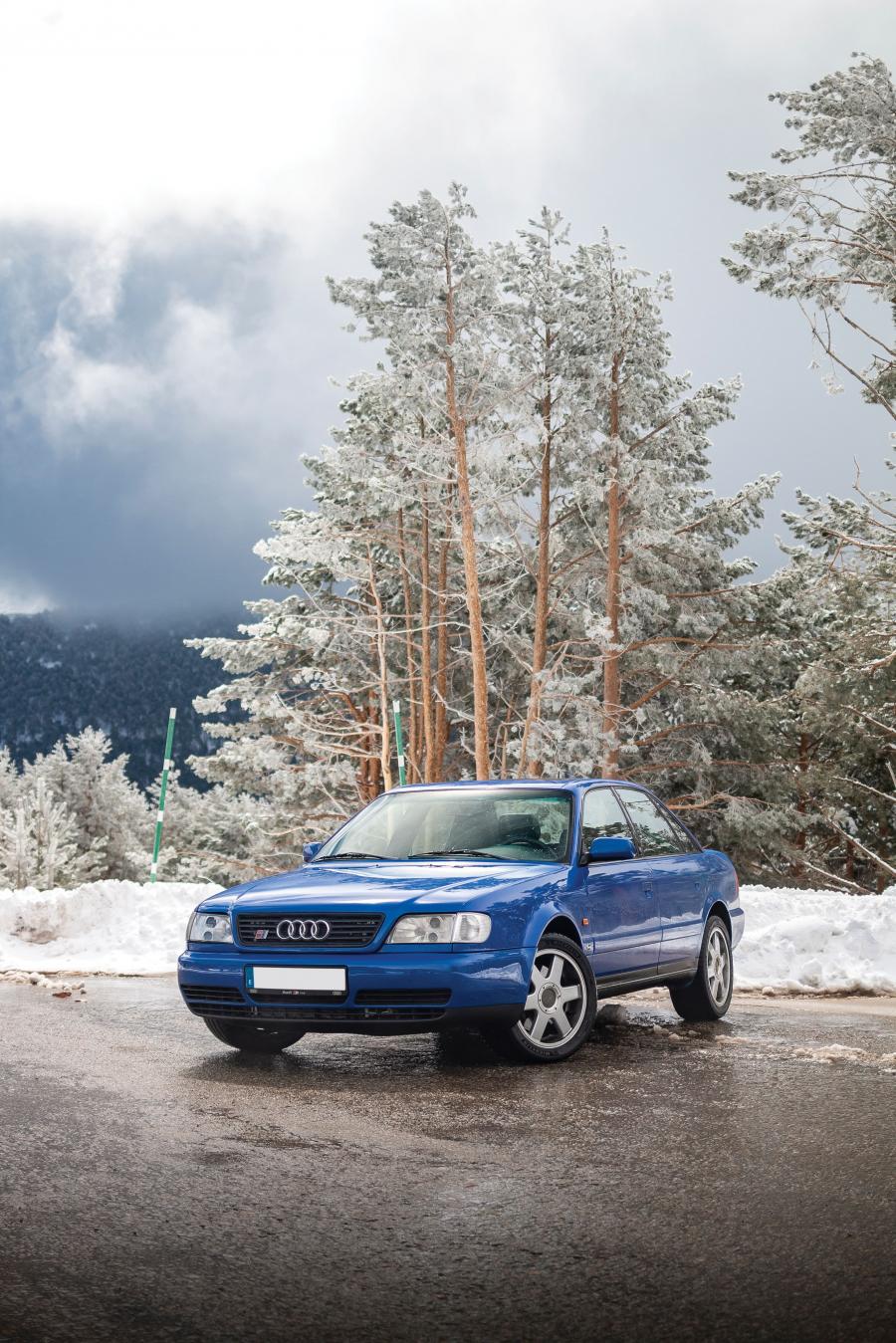  Audi S6 Plus (4A, C4) 1996 года  (фото 29 из 58)
